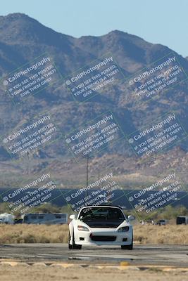 media/Nov-23-2025-Speed Ventures (Sun) [[88f20b6e61]]/6-Yellow Group/Session 1 (Turns 16 and 17 Exit)/